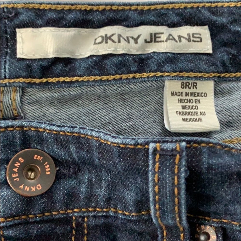 DKNY Jeans - Picture 3 of 4